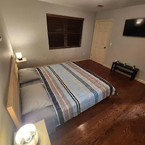 Luxury 2 Bed Apt, Mins To Nyc! , Union City United States